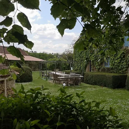 Domaine De La Croisee Verte, 3 Maisons Au Coeur Du Perigord *