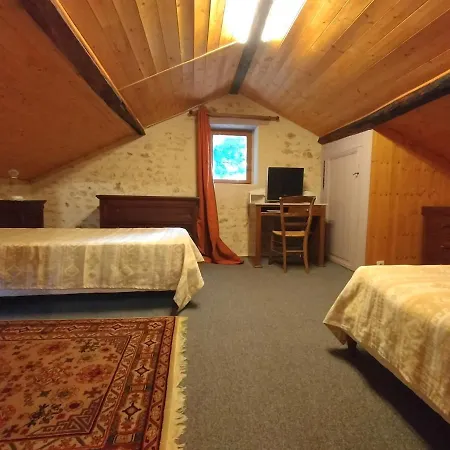 Domaine De La Croisee Verte, 3 Maisons Au Coeur Du Perigord Prázdninový dům